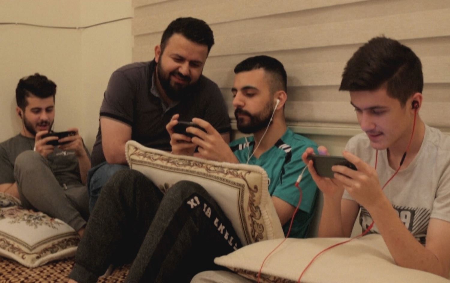 گەنجێک بژێویی ژیانی بە پەبجی پەیدا دەکات