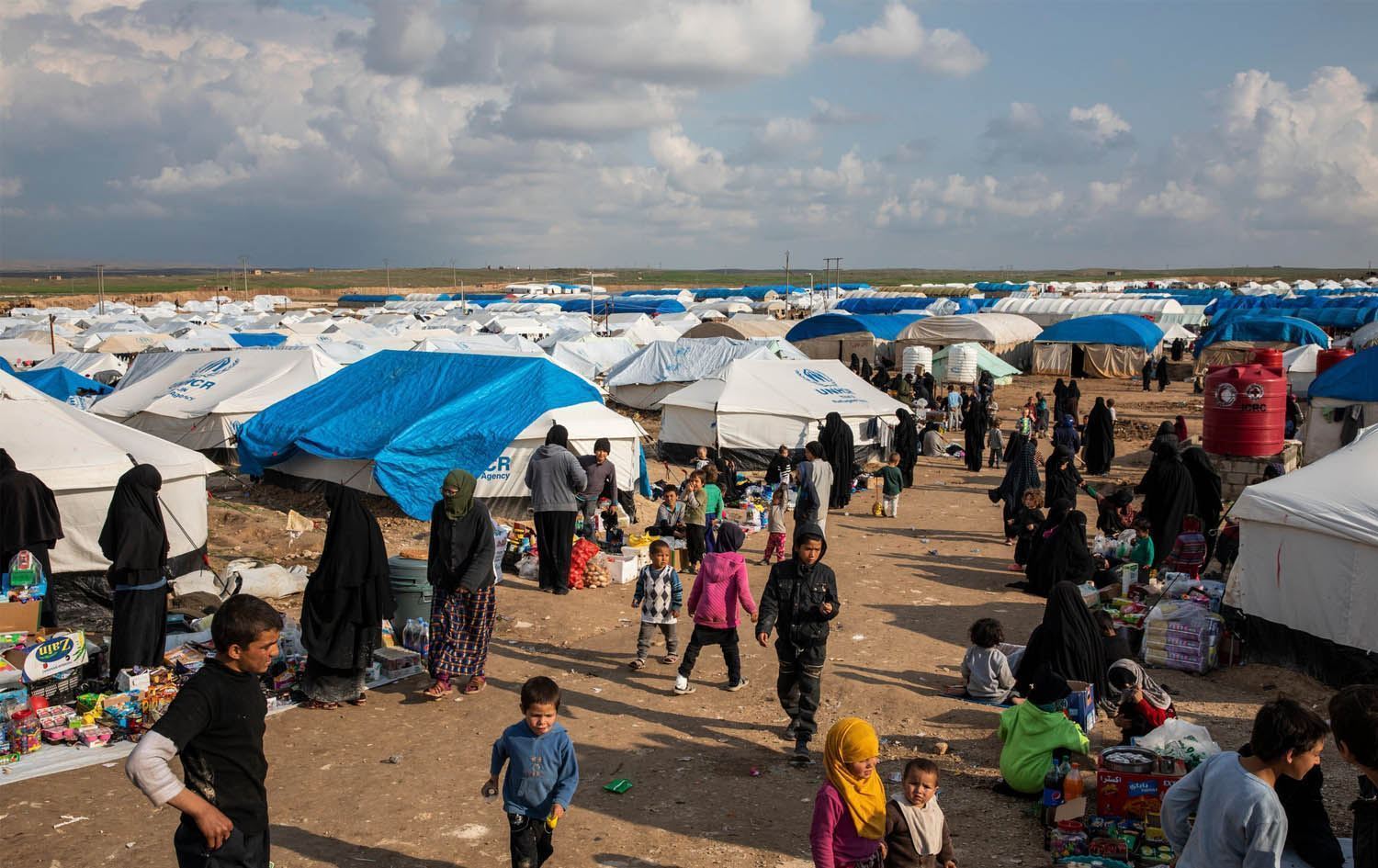 Nêzîkî 100 malbat ji Holê bo Mûsilê tên veguhastin