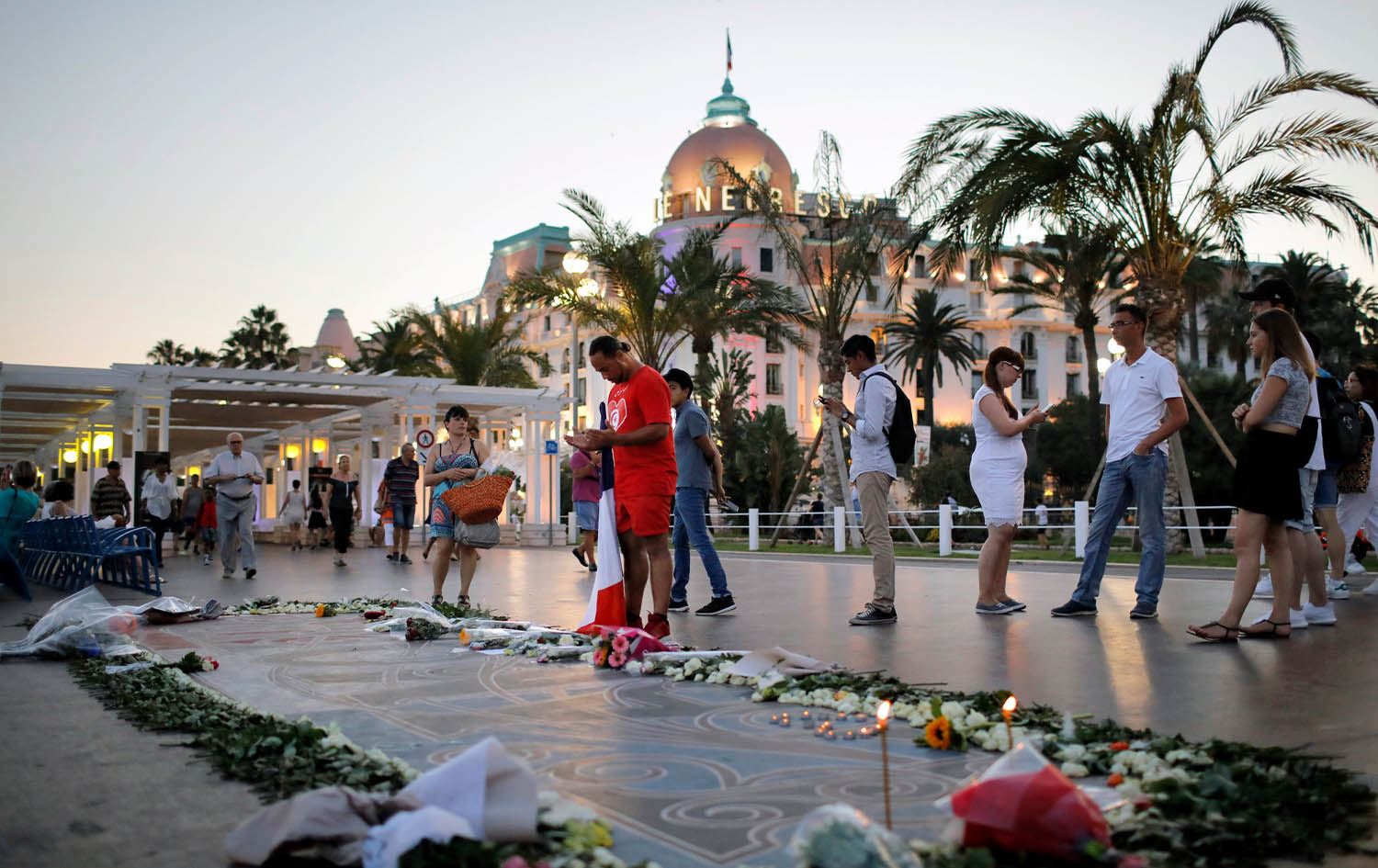 فەرەنسا دادگاییکردنی تۆمەتبارانی هێرشەکەی شاری نیس دەخاتە ساڵی داهاتوو