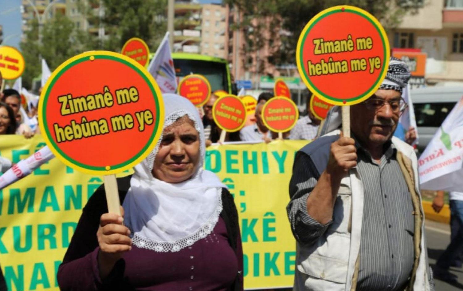 Parêzgariya Wanê rê bi ahenga zimanê Kurdî neda