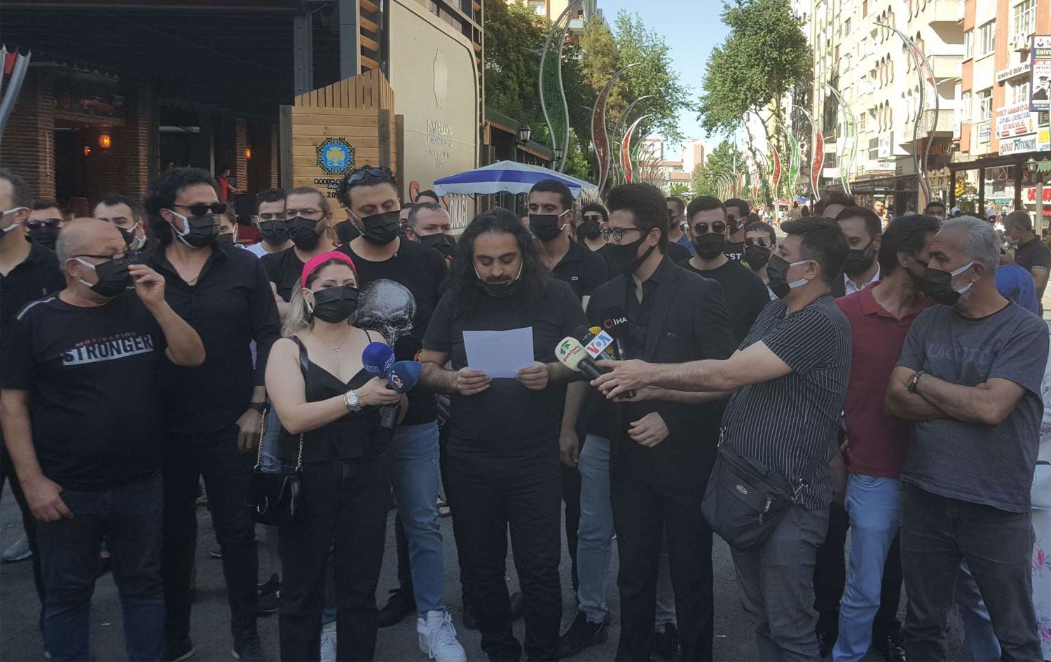 Sanatçılar Diyarbakır'dan seslendi: Pandemi tedbirleri esnetilsin