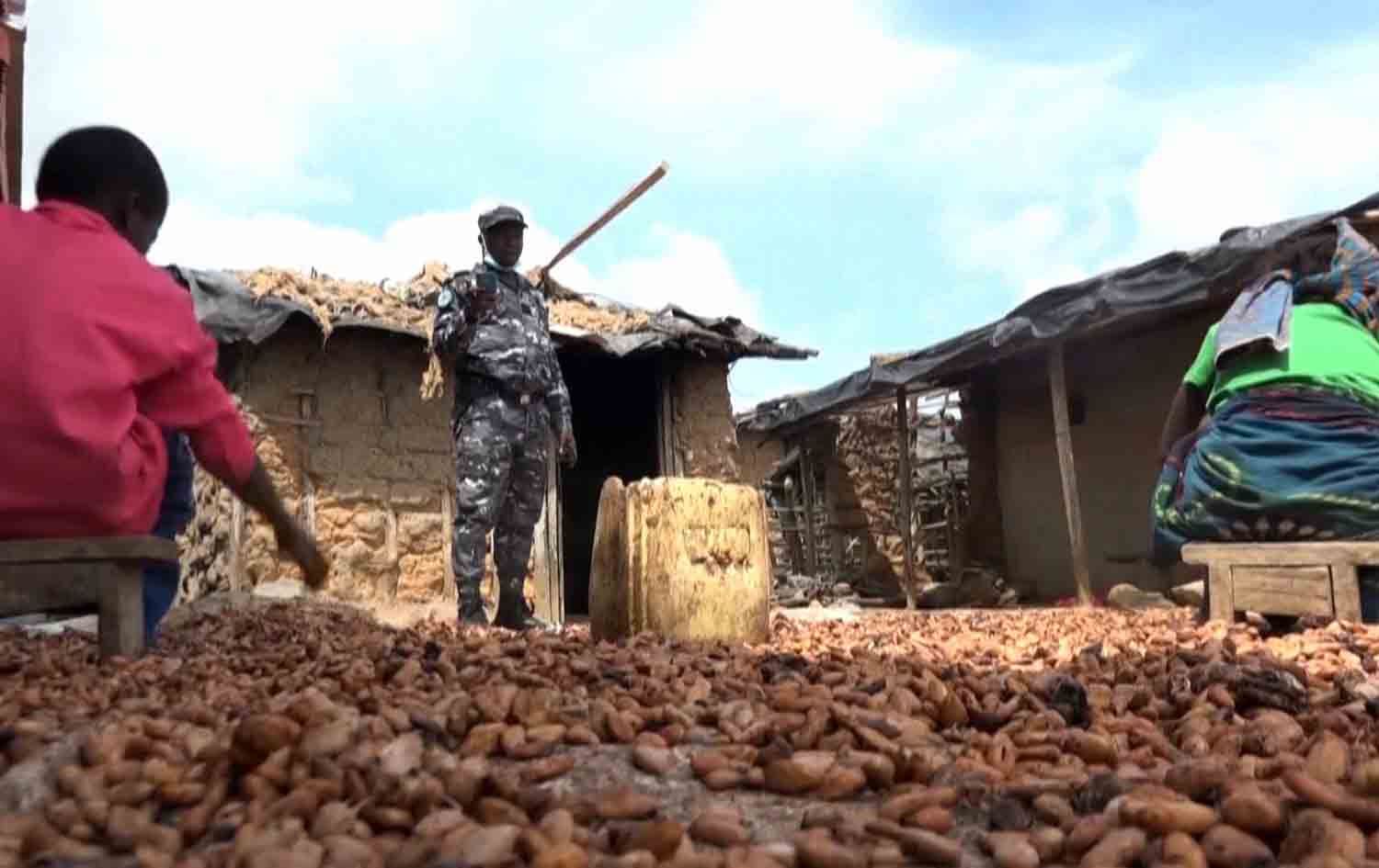 هەوڵ بۆ رێگری لە کارکردنی منداڵان لە کۆتدیڤوار دەدرێت