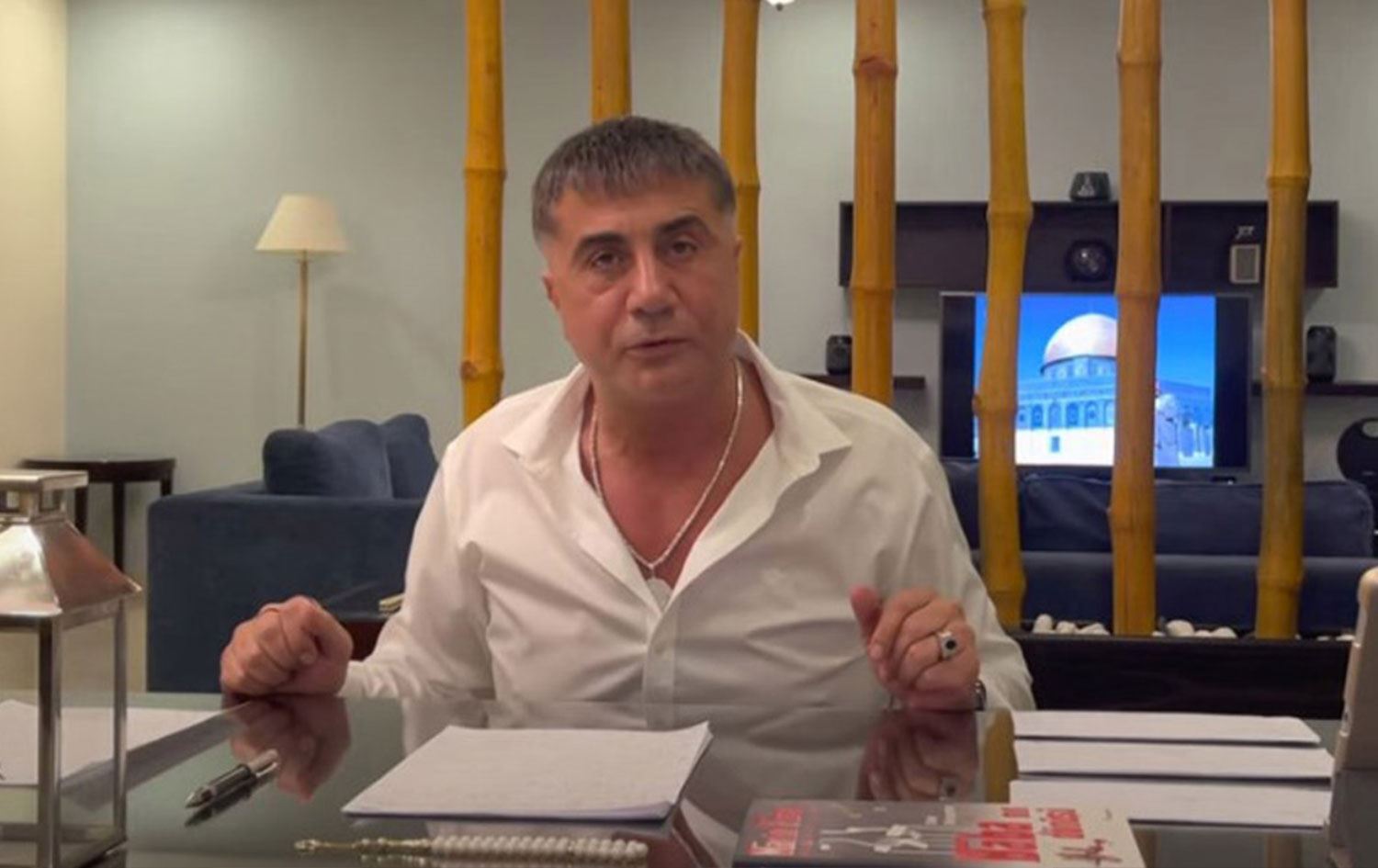 Ji Sedat Peker bo Denîz Poyraz peyama sersaxiyê