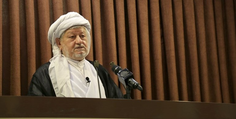 مامۆستا قادر قادری، پێشنوێژ و وتارخوێنی پاوە