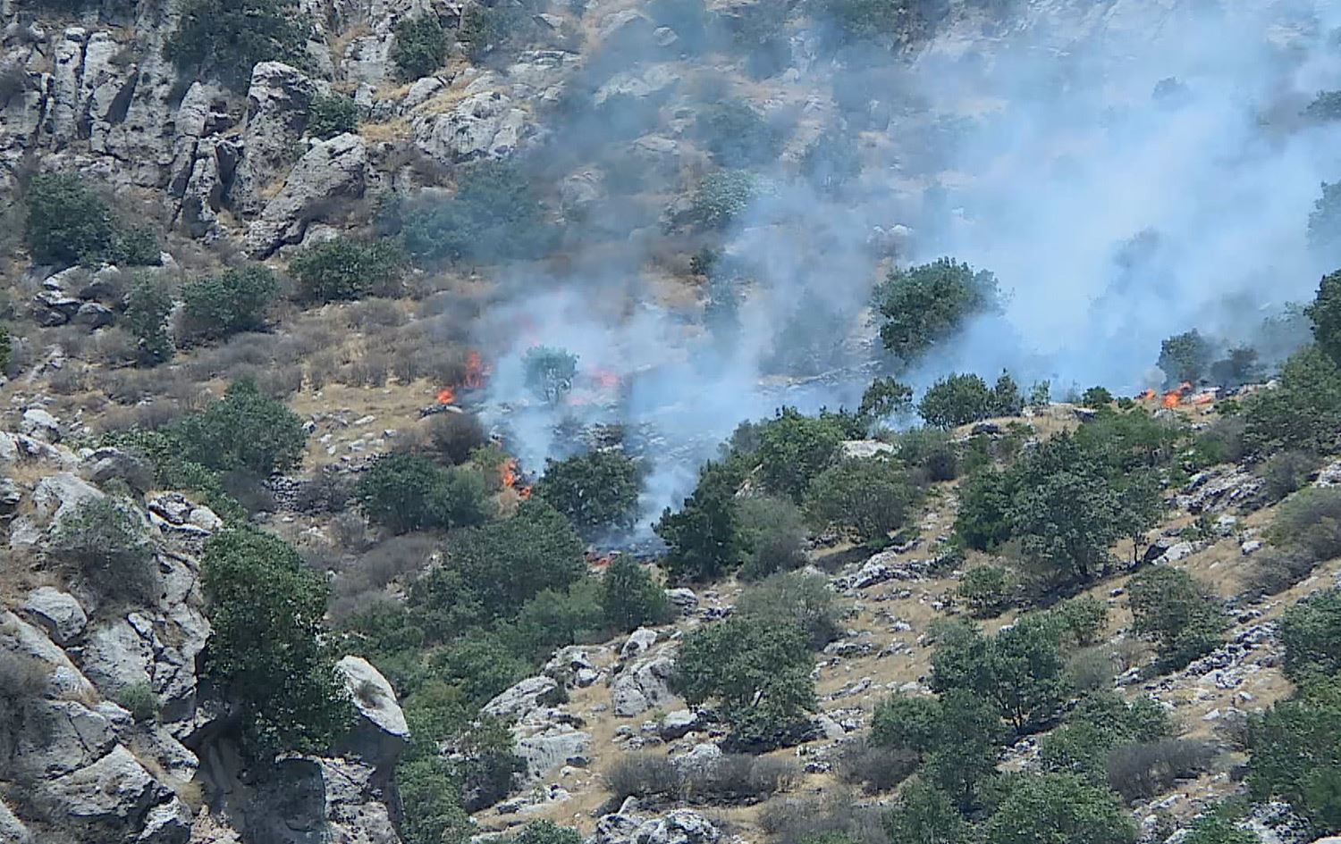 دانیشتووانی گوندی باسفرێ داوای دوورخستنەوەی شەڕی پەکەکە و تورکیا دەکەن