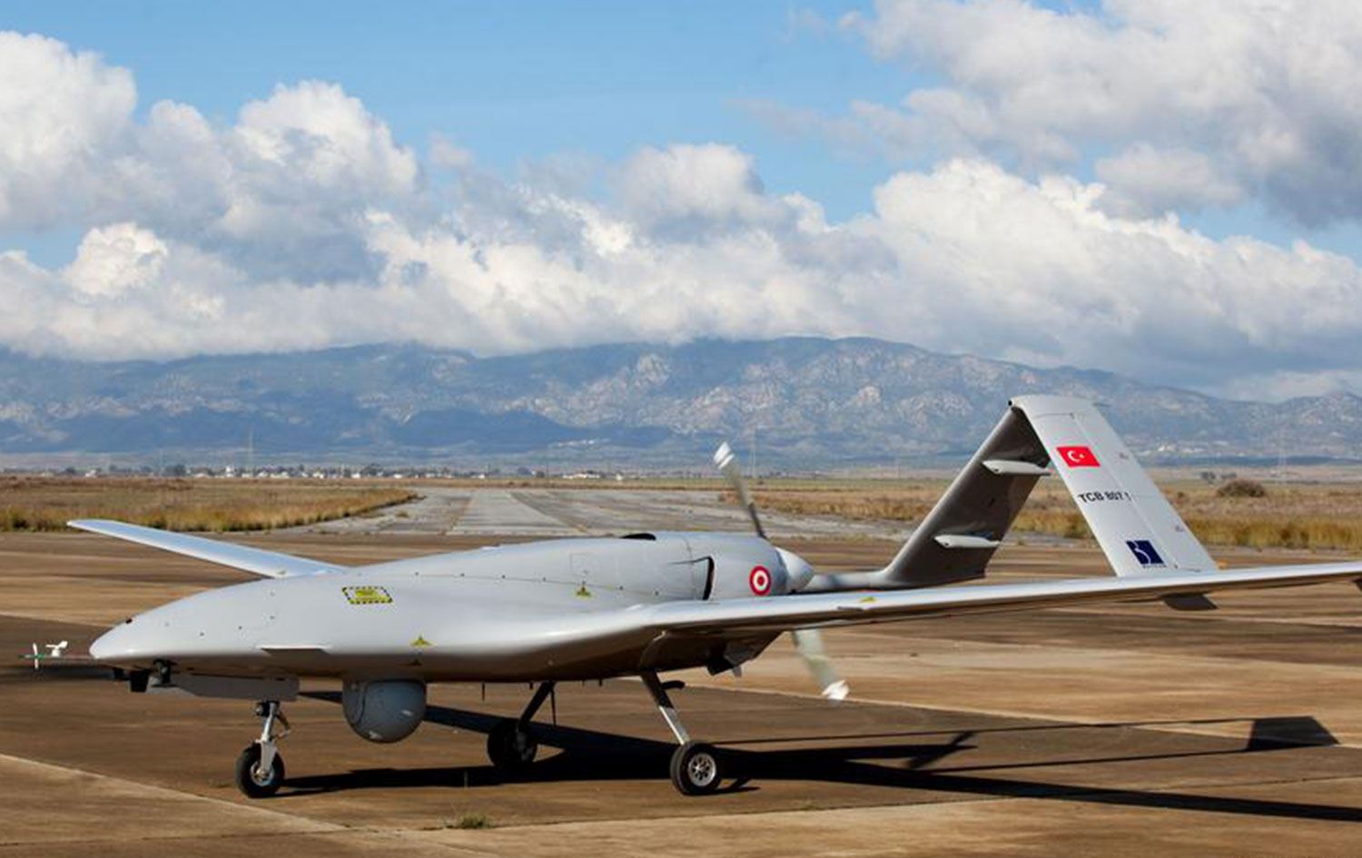 Arnavutluk Türkiye'den İHA alacak