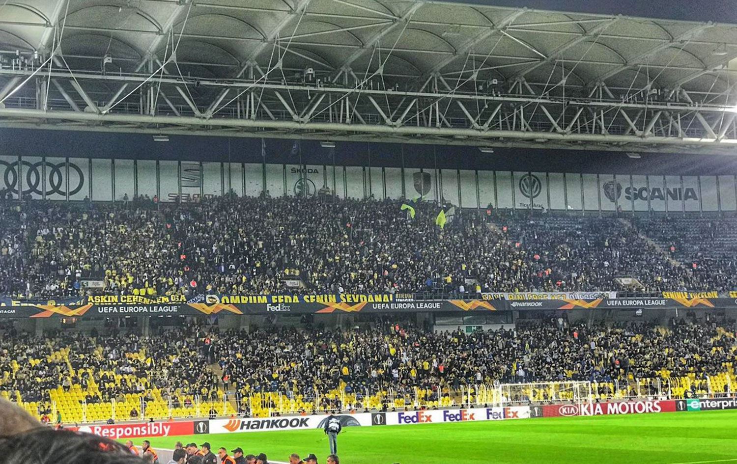 Türkiye’de spor müsabakalarına seyirci alınacak