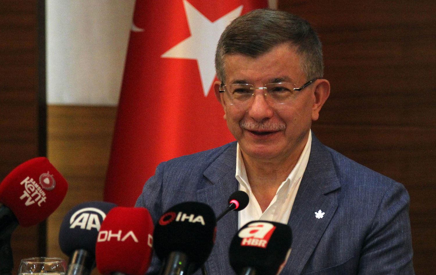 Davutoğlu: Kanal İstanbul'u Genelkurmay’a sordum doğru dürüst cevap alamadım