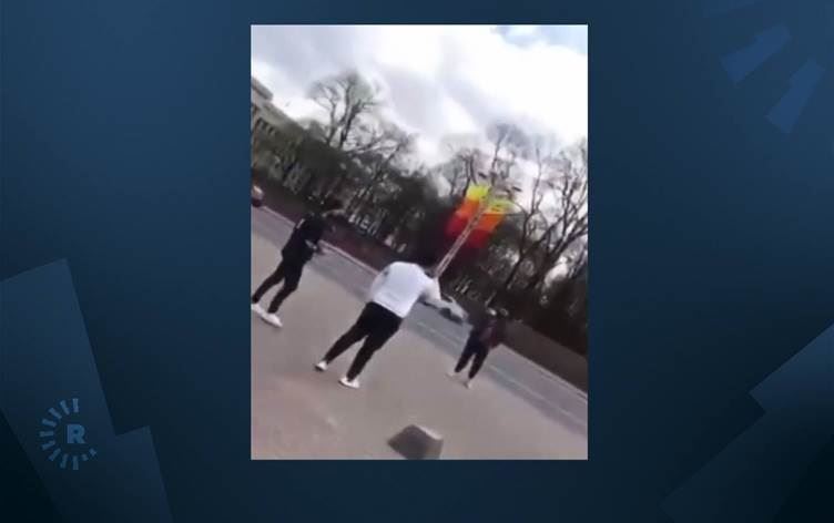 Belarûs 12 Kurdan dersînor dike