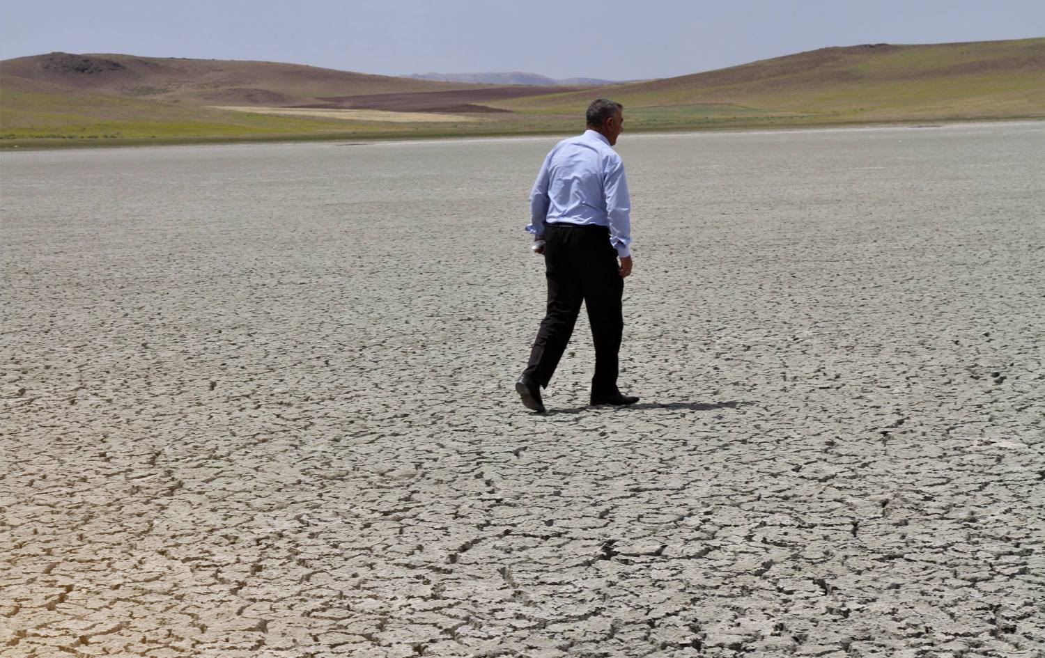 Van’da kuraklık alarmı: Saray Tuz Gölü de kurudu