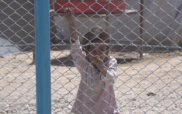 Rojava’daki kamplar Suriye’ye gönderilen yardımlardan mahrum