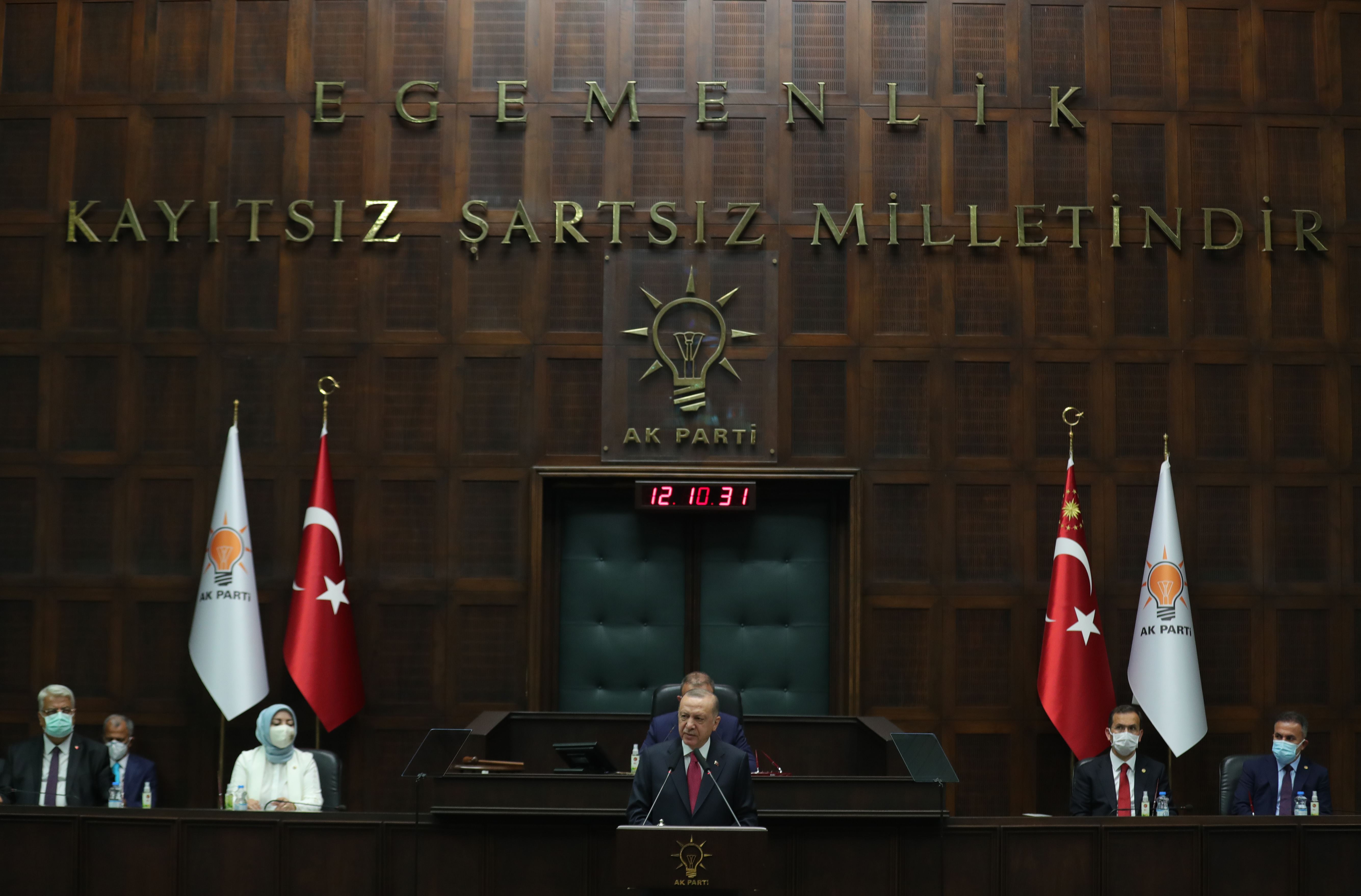 Erdoğan: Din kisvesi altında bu milleti sömürenlere prim vermeyeceğiz