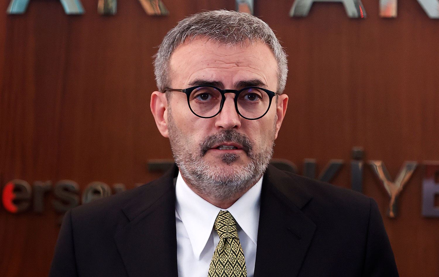 Mahir Ünal: Kayıp silahlar konusunu iyi niyetli açıklamak mümkün değil