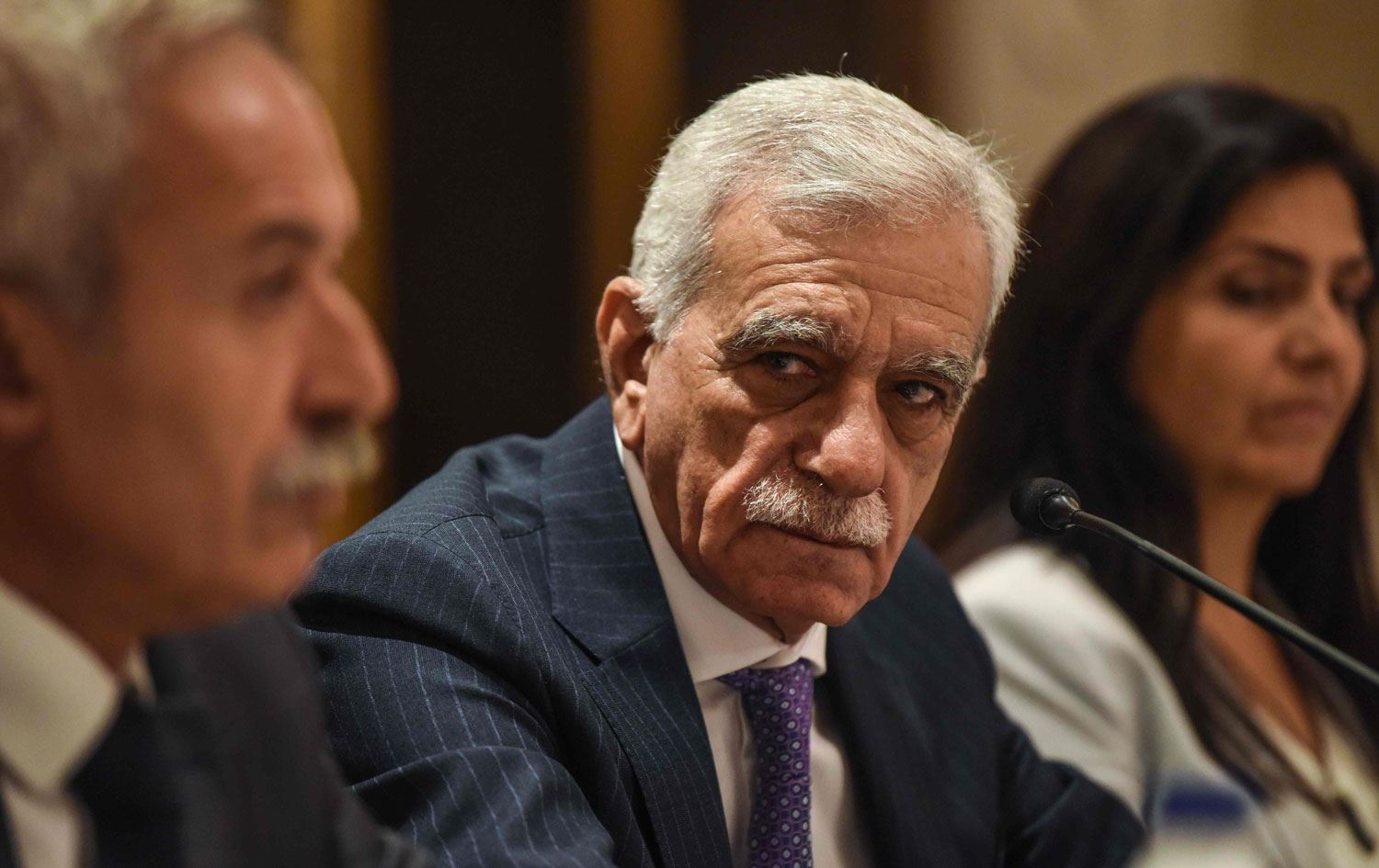 ئەحمەد تورک: گوشارەکانی دەسەڵات بەهۆی کوردبوونمانەوەن