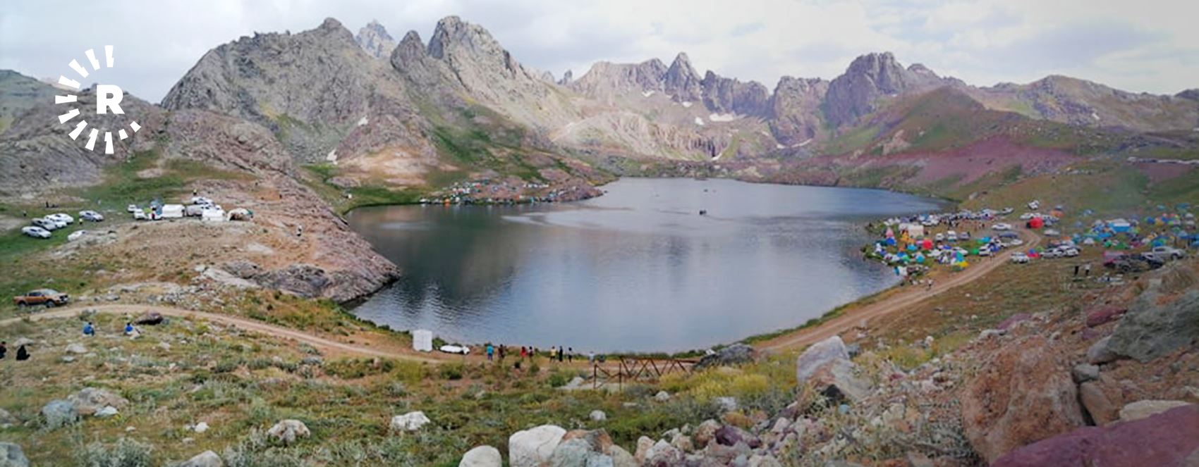 FOTO - Hakkari'deki Sat Buzul Gölleri'nde renkli festival
