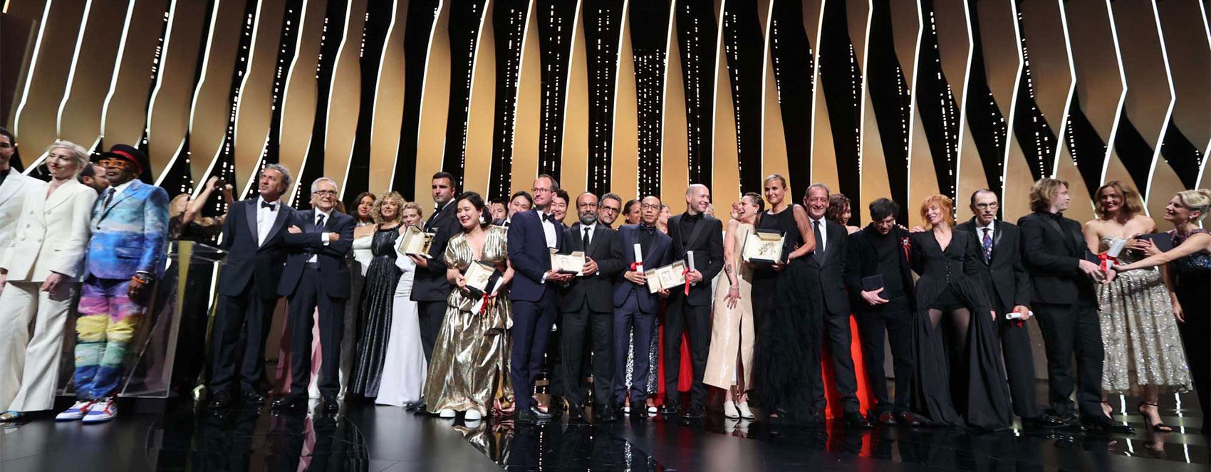 خەڵاتەکانی فێستیڤاڵی کان دابەشکران