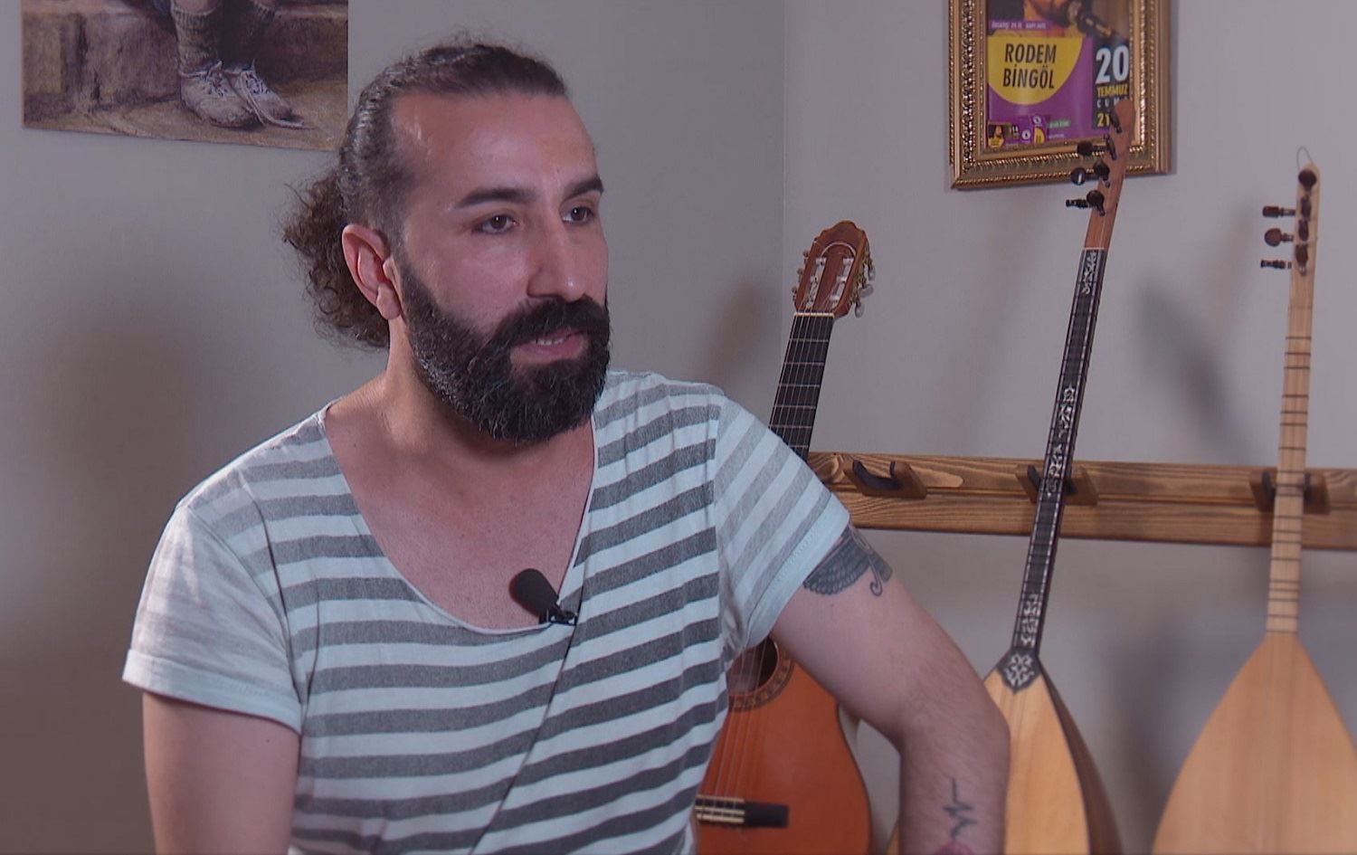 Rodem Bingol: Kurdî qedexe dikirin û Tirkî li ber me şîrîn dikirin