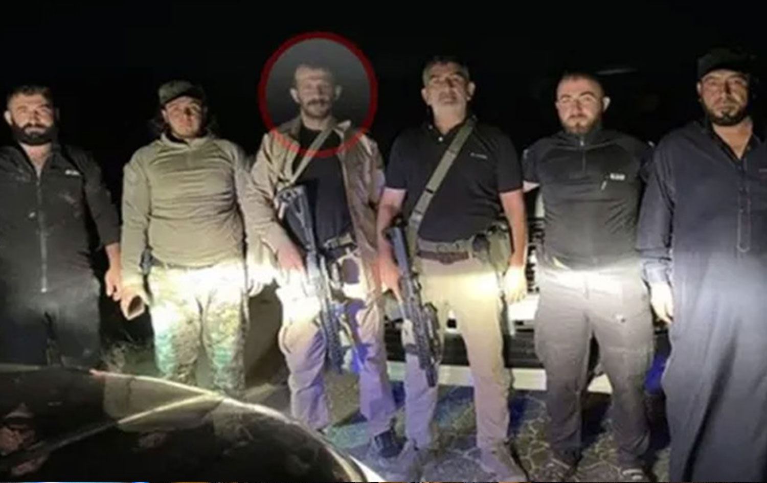 El Bab’tan silahlı fotoğraf paylaşan MHP ilçe başkanı istifa etti