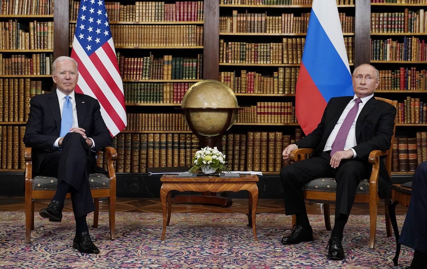 Amerîka û Rûsya îro li ser çekên atomî dicivin