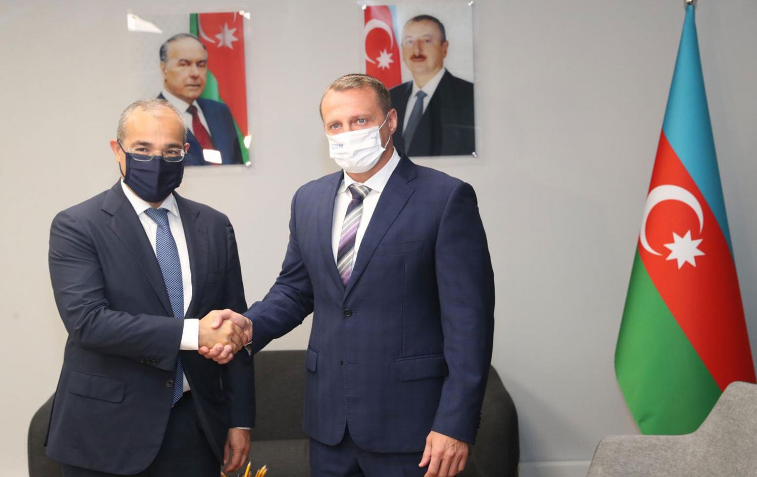 Azerbaycan, İsrail'de ticari temsilcilik ofisi açtı