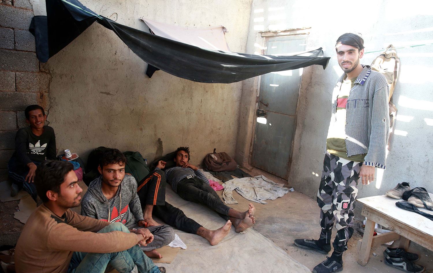 Afgan göçmenler: İran askerleri işkence yapıp paralarımıza el koydu