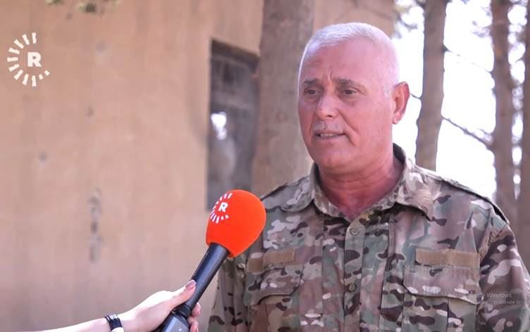 ‘Ji ber êrişên Tirkiyê Aşûrî gundên xwe bicih dihêlin’