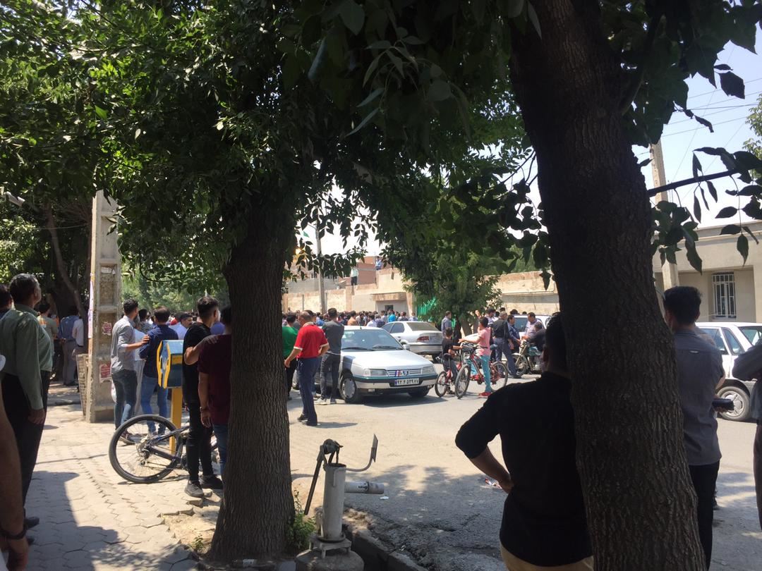 خۆپێشاندان و ئاڵۆزی لەنێوان کورد و تورکە ئازەرییەکانی نەغەدە؛ کوژراو و بریندار هەن