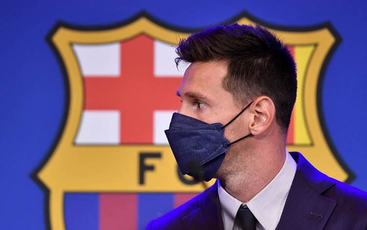 PSG, Messi'yi alabilmek için 10 futbolcusu ile yollarını ayıracak