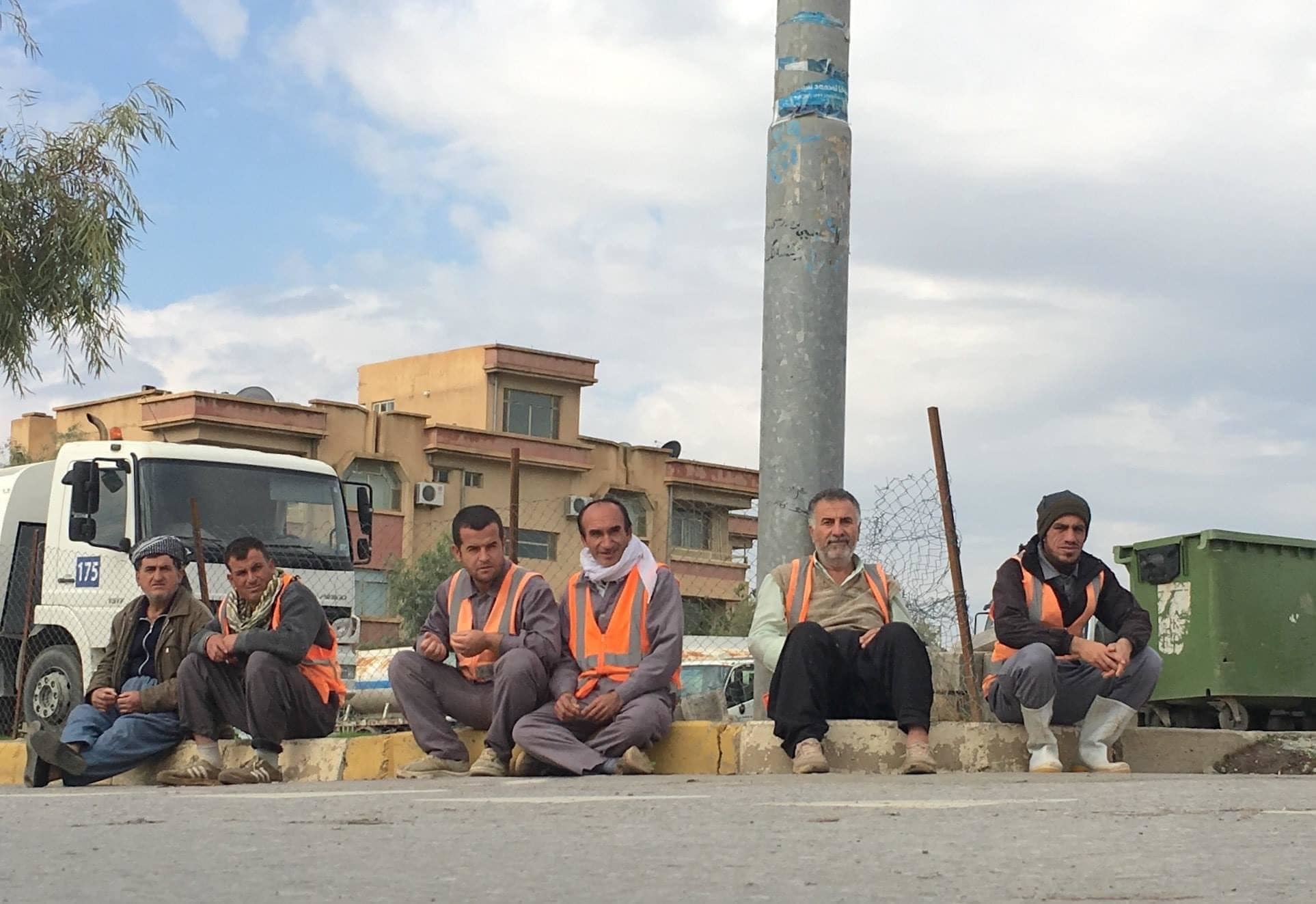 بەشێک لە کرێکارانی شارەوانیی حاجیاوا و بێتواتە بەهۆی دواکەوتنی مووچە خۆپێشاندان دەکەن