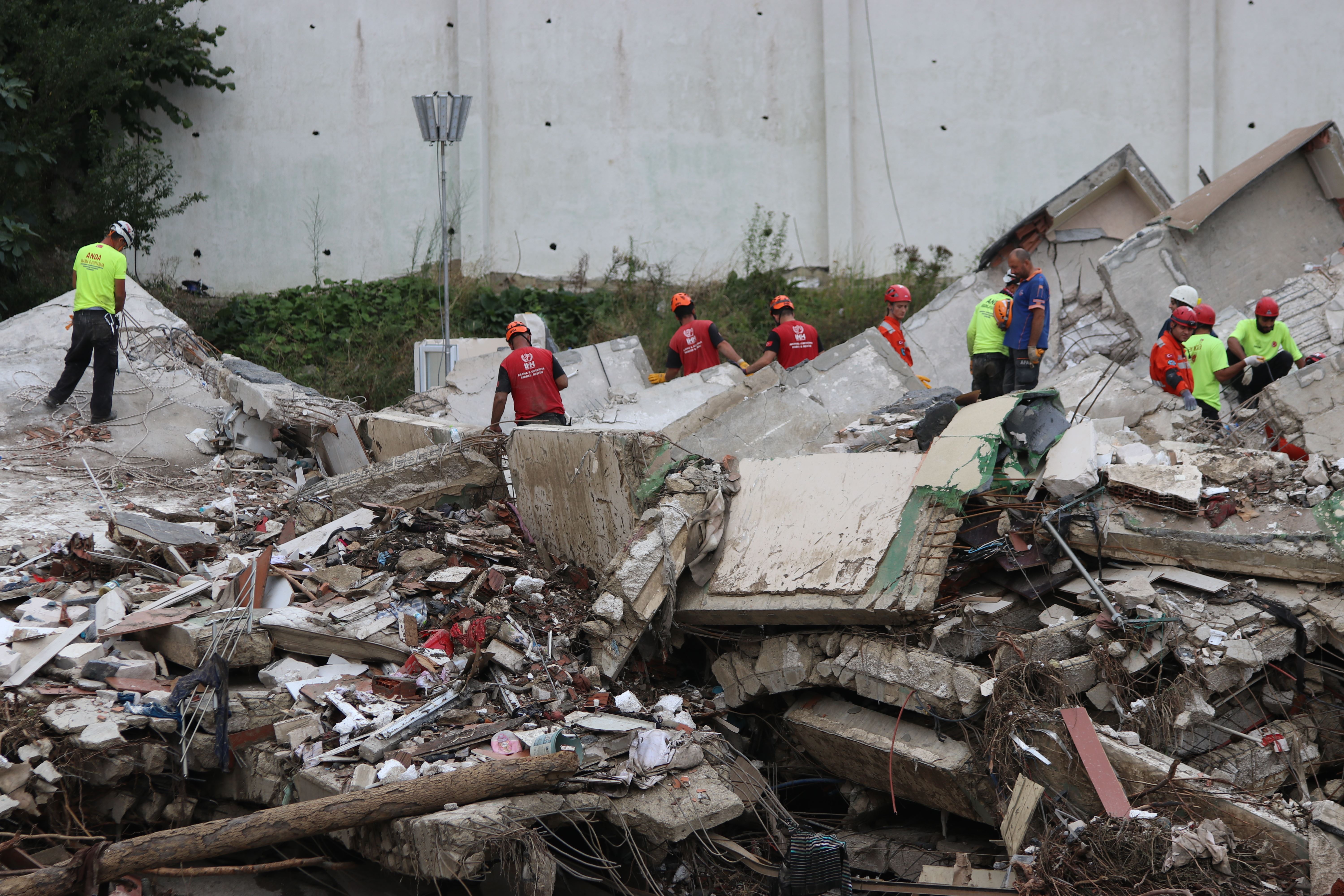 Di lehiya herêma Derya Reş de hejmara miriyan zêde dibe