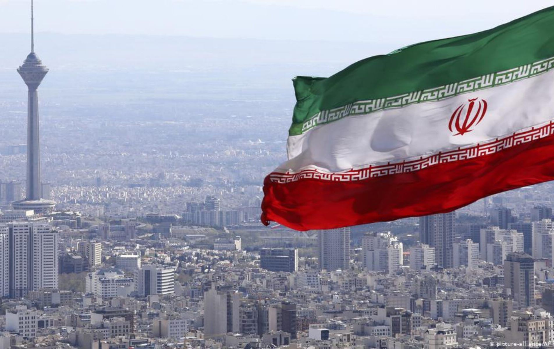 لە تاران ژمارەیەک پارێزەر و چالاکڤان دەستبەسەرکران