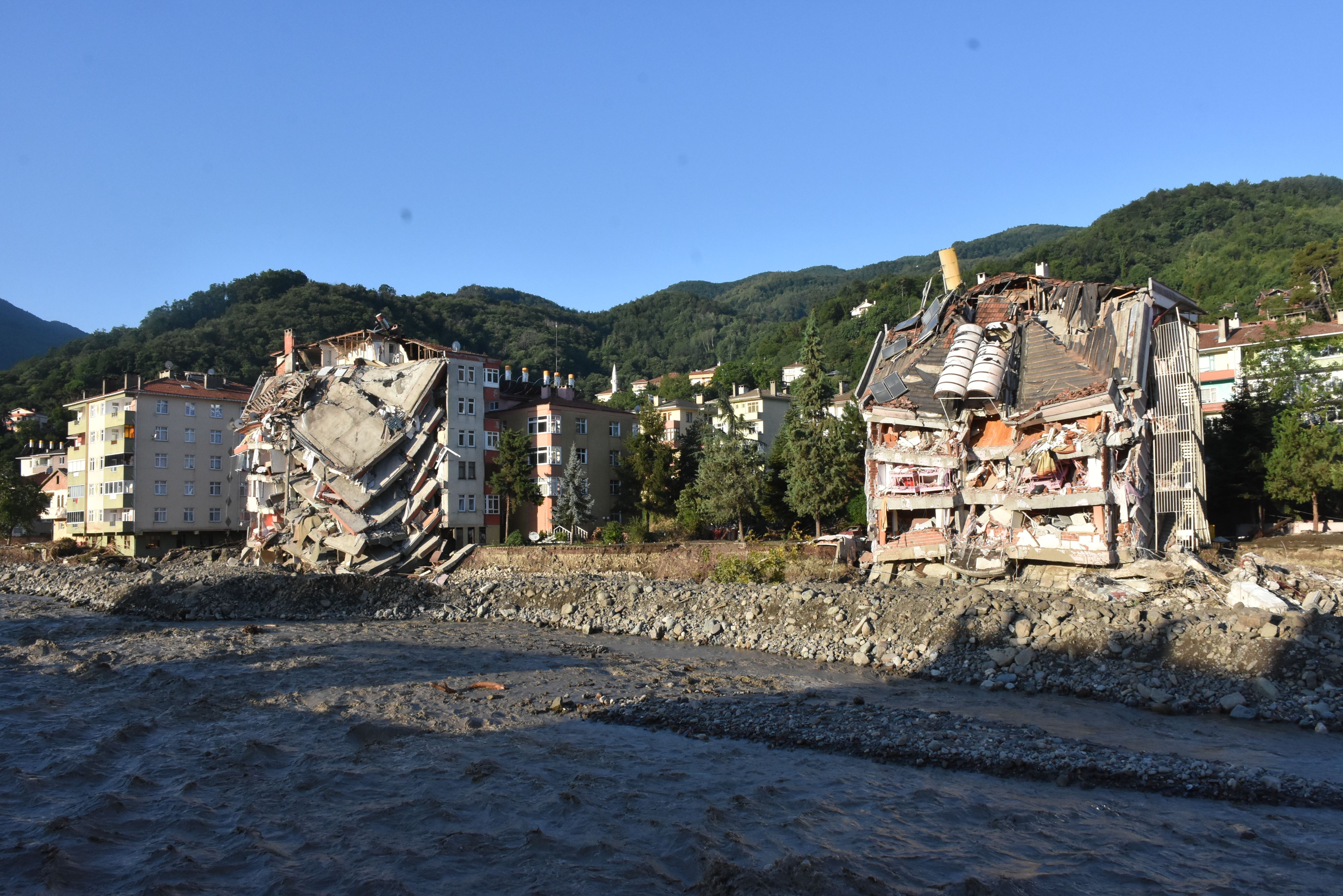 Karadeniz Bölgesi’nde yaşanan selde can kaybı 58'e yükseldi