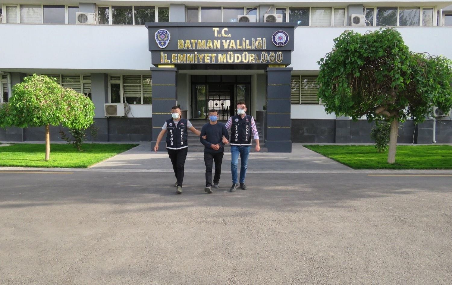 Li Êlih û Mêrdînê 7 kes hatin desteserkirin