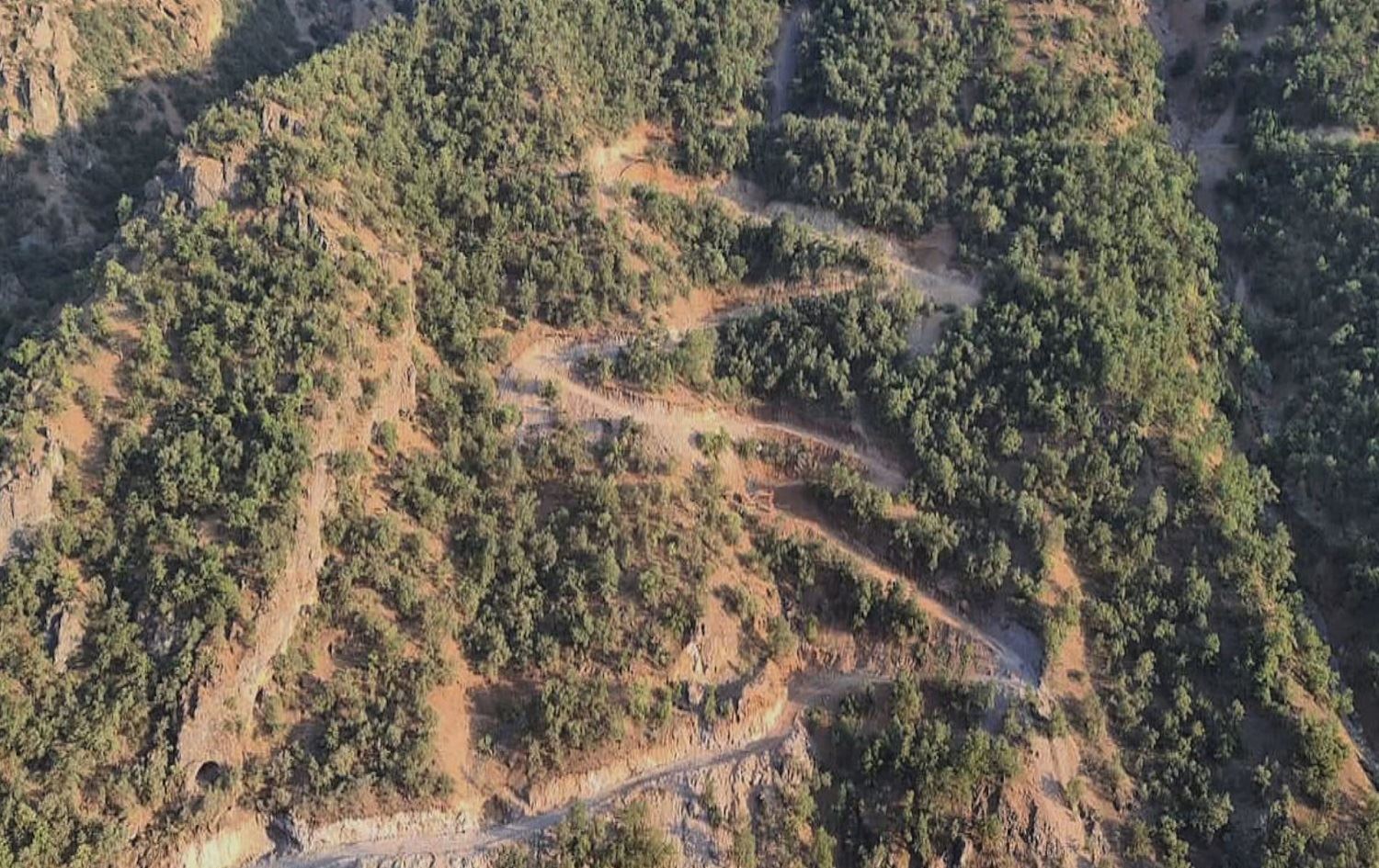 Artêşa Tirkiyê du rê birine Zinara Kêste