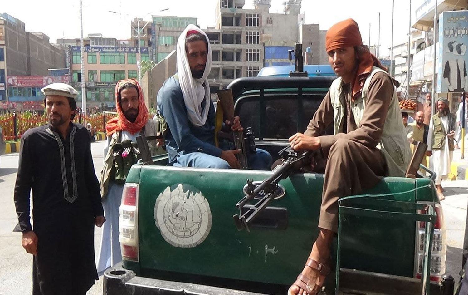 Facebook, Instagram û WhatsApp hesabên Talîbanê qedexe dikin