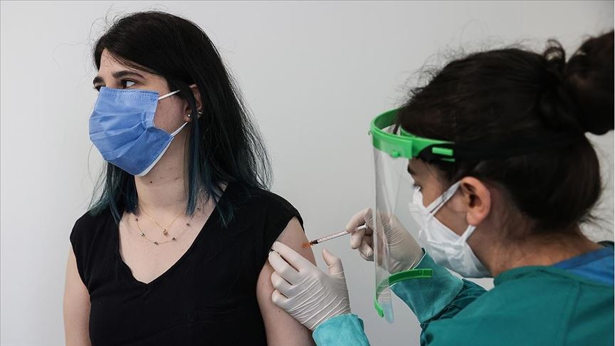 Li Bakurê Kurdistanê û Tirkiyê %84ê mamosteyan derzî li xwe dane