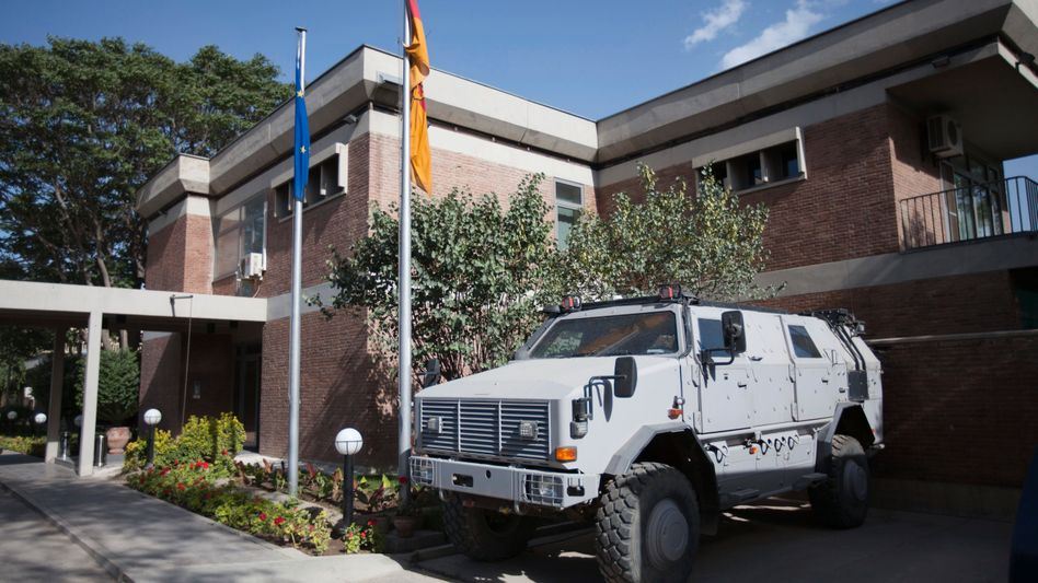 Almanya ji bo vekirina balyozxaneya xwe merc danî pêşiya Talibanê