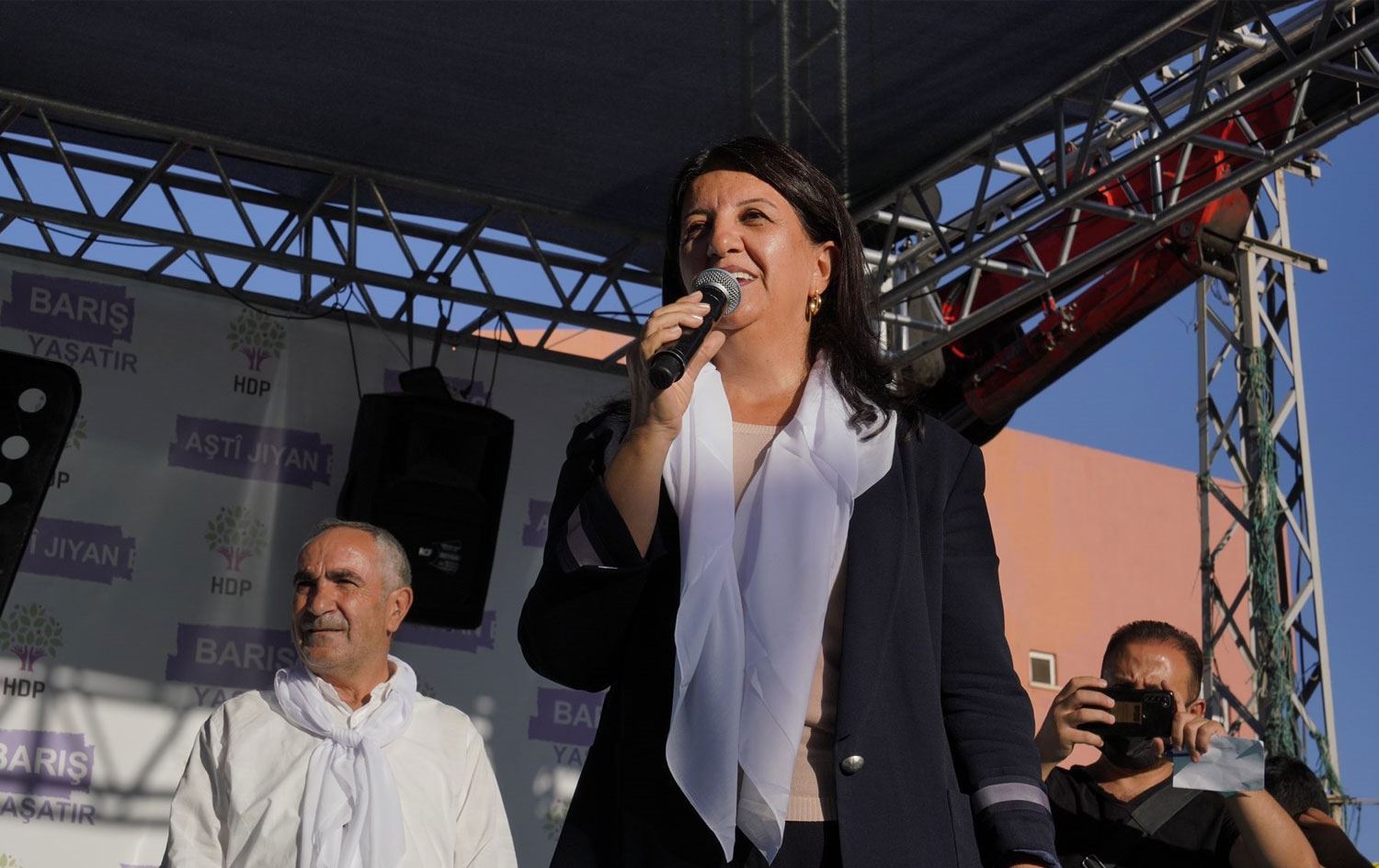 Pervin Buldan: Pirsgirêka Kurd a hemû kesên xwedî wijdan e