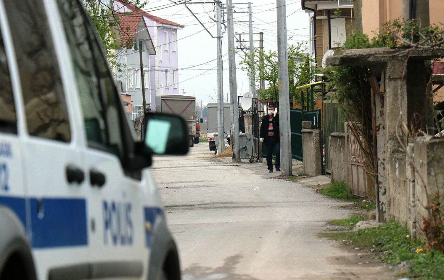 Li du bajaran 3 tax û 121 mal hatin kerentînekirin