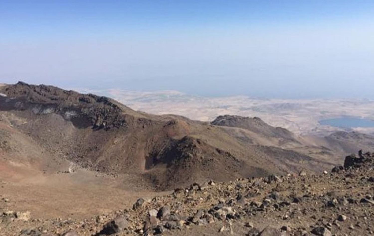 Li Çiyayê Sîpan 3 golên krater ziwa bûn