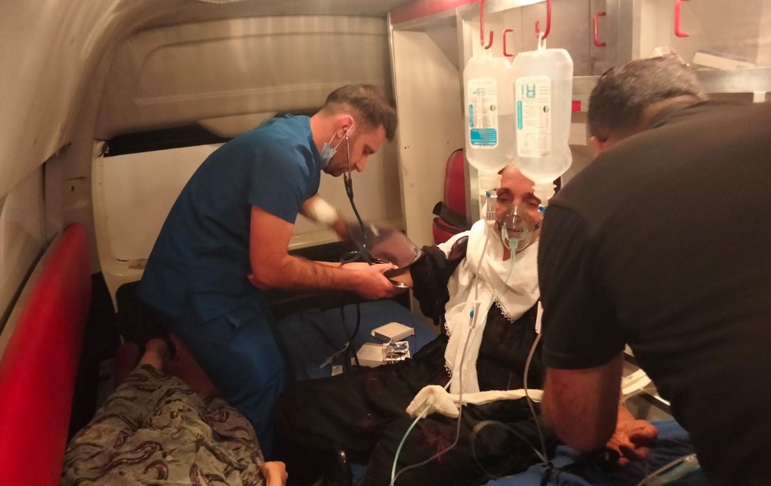 بەهۆی بۆردوومانی تورکیا لە بەرواری باڵا سێ ئەندامی خێزانێک تووشی هەناسەتووندی و رشانەوە دەبن