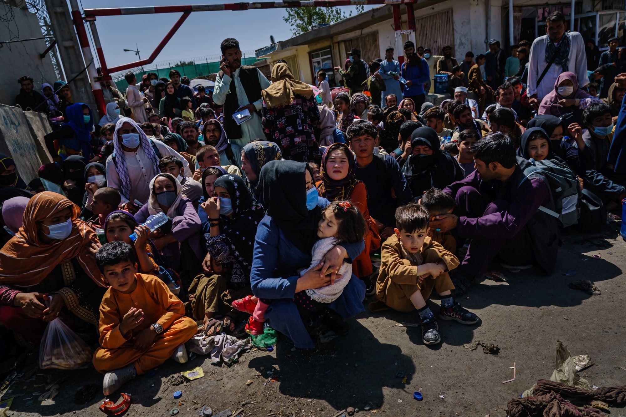 AB: Taliban'la ilişki, kadın haklarına saygı şartına bağlı olacak