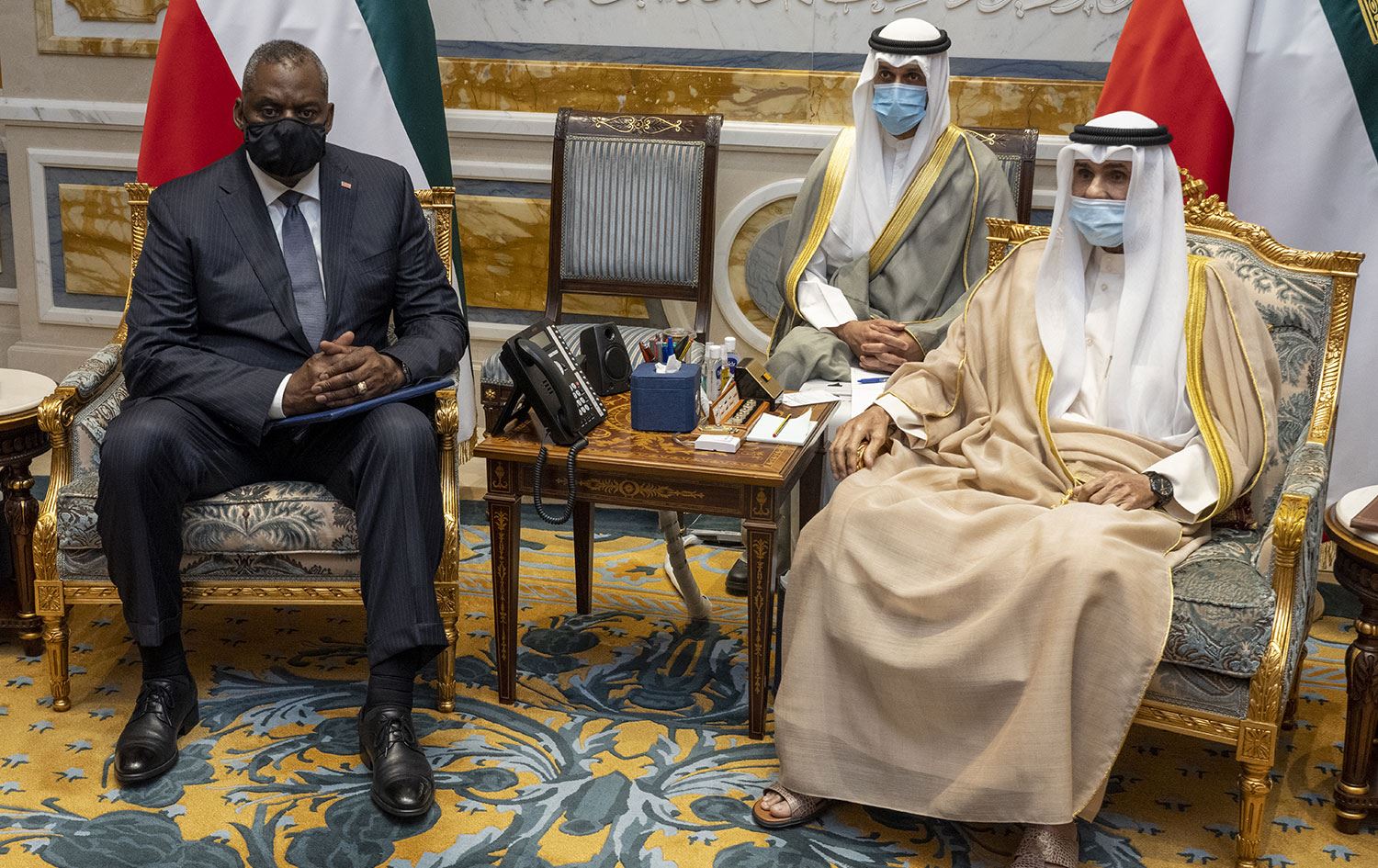 'El Kaide ve IŞİD Afganistan’da yeniden yapılanabilir'