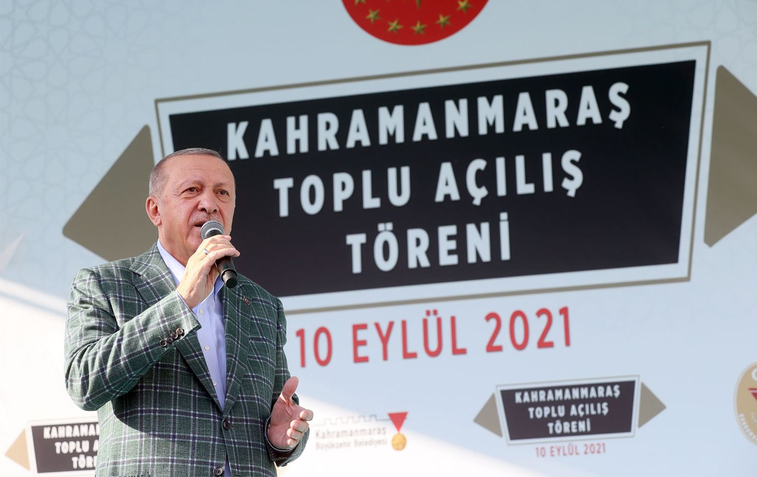 Erdoğan: Raflardaki fahiş fiyat artışlarını durduracağız