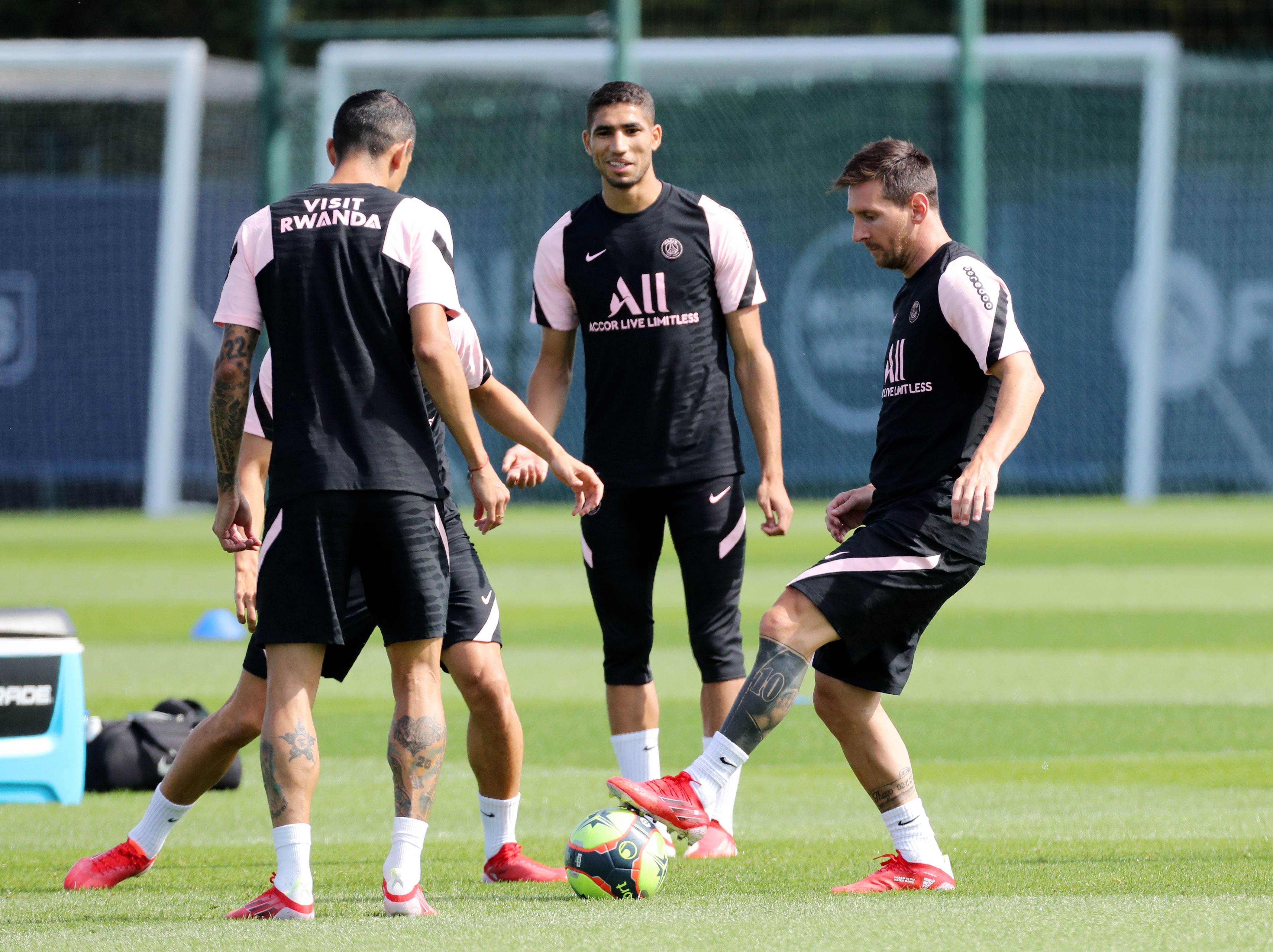 مێسی ئەمڕۆ یارییدەکات؟ پۆچێتینۆ وەڵام دەداتەوە