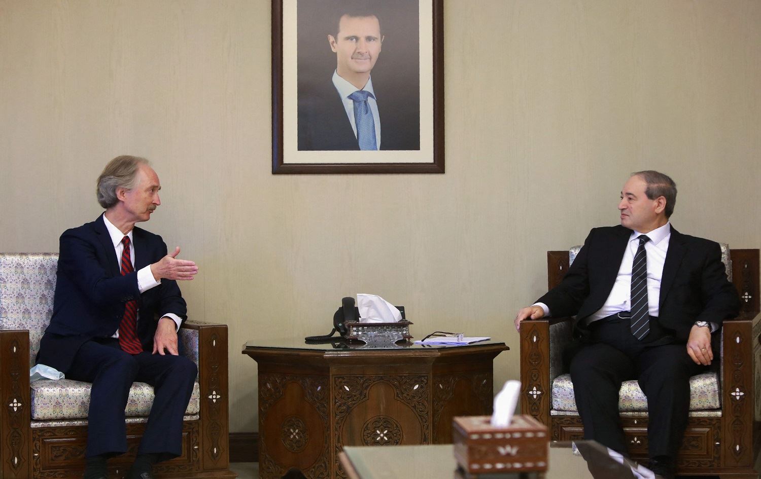 Pedersen daxwaz li hikûmeta  Sûriyê kir ku şanda xwe bişîne Cenêvê