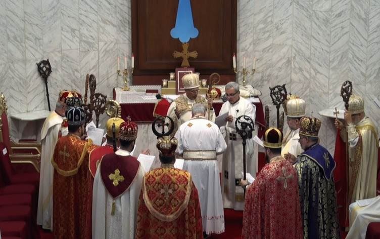 Doğu Süryani Kilisesi’nin yeni patriği göreve başladı