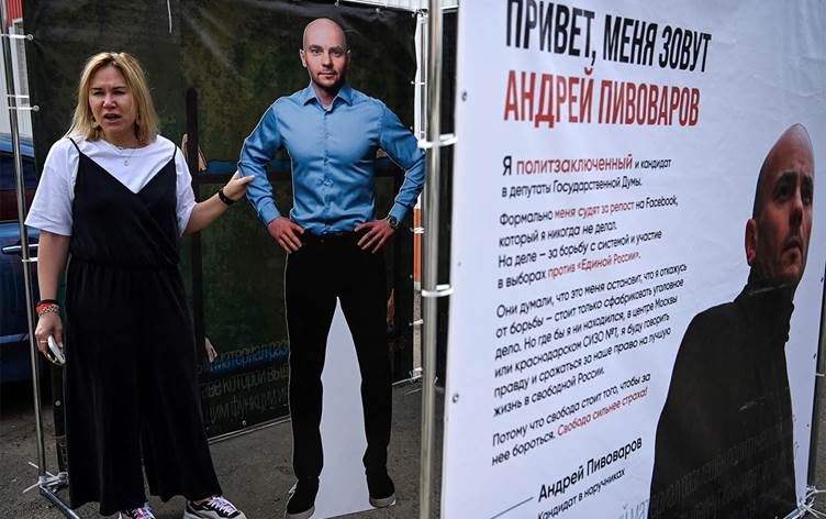 Rusya seçimleri; Muhalifler seçimleri 'tiyatro' diye nitelendiriyor