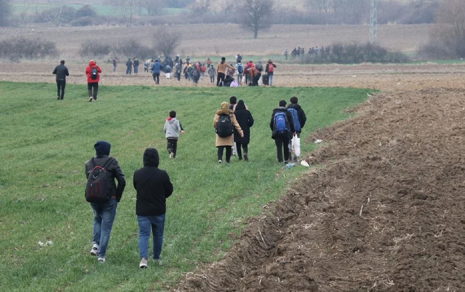 Rapora CHPê: Eger derî bên vekirin dê %90ê koçberan herin