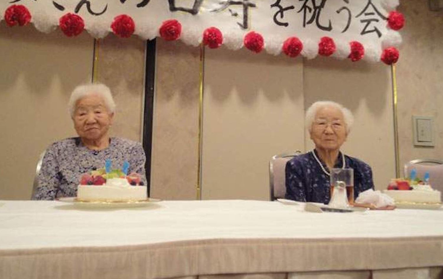 Dünyanın en yaşlı ikizleri Guinness Rekorlar Kitabı'na girdi